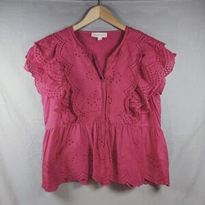 Jennifer & Grace Women's pink eyelet top short ruffled sleeves V-neckline Medium
